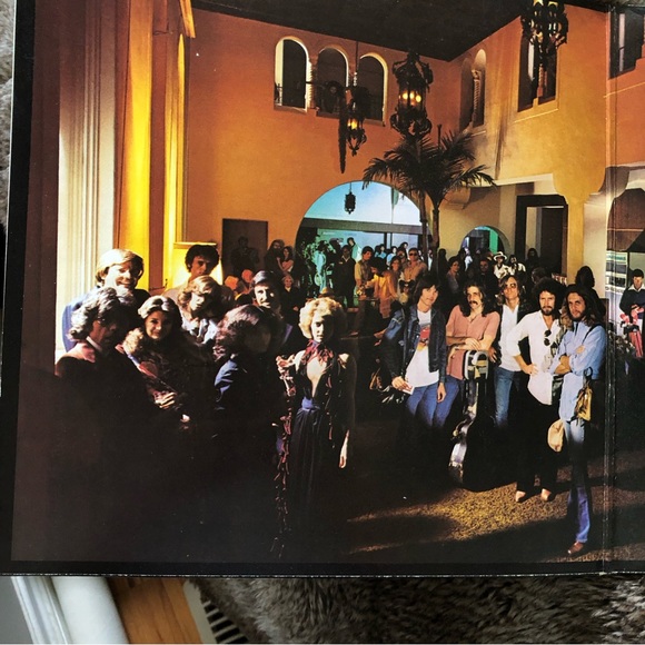 Eagles Hotel California 1976 Original album , poster , sleeve and… - Picture 2 of 13
